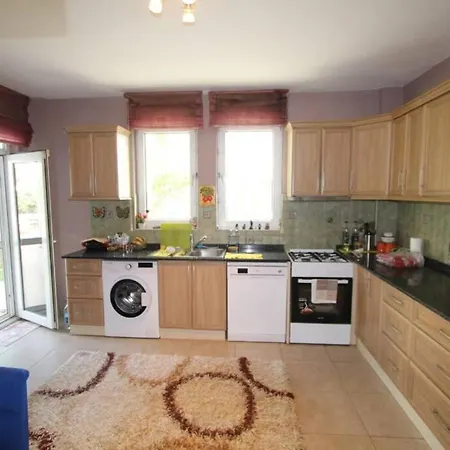Villa Mandarine 3+2 Tripleks Villa *