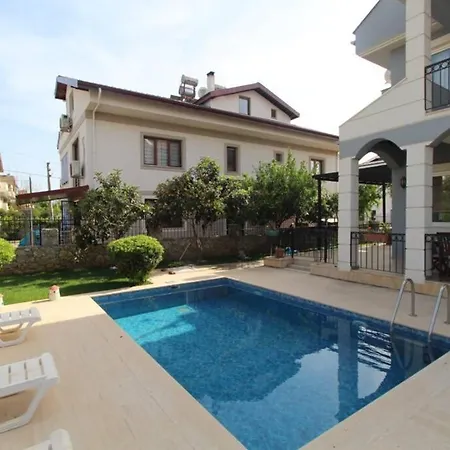 Villa Mandarine 3+2 Tripleks Villa